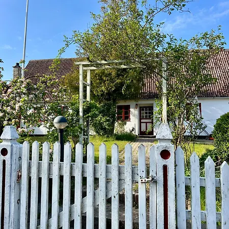 Noorbohandelens - Nyord Bed & Breakfast 3*
