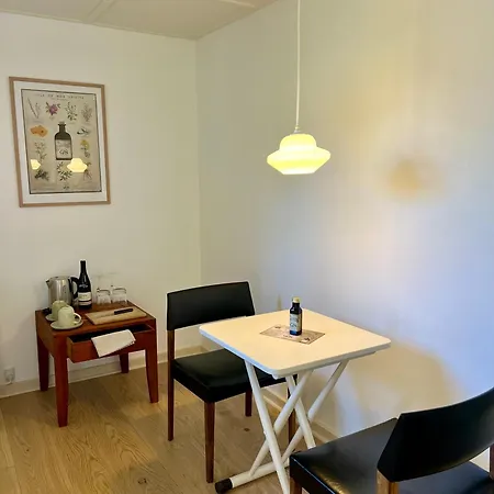 Bed and breakfast Noorbohandelens - Nyord 3*